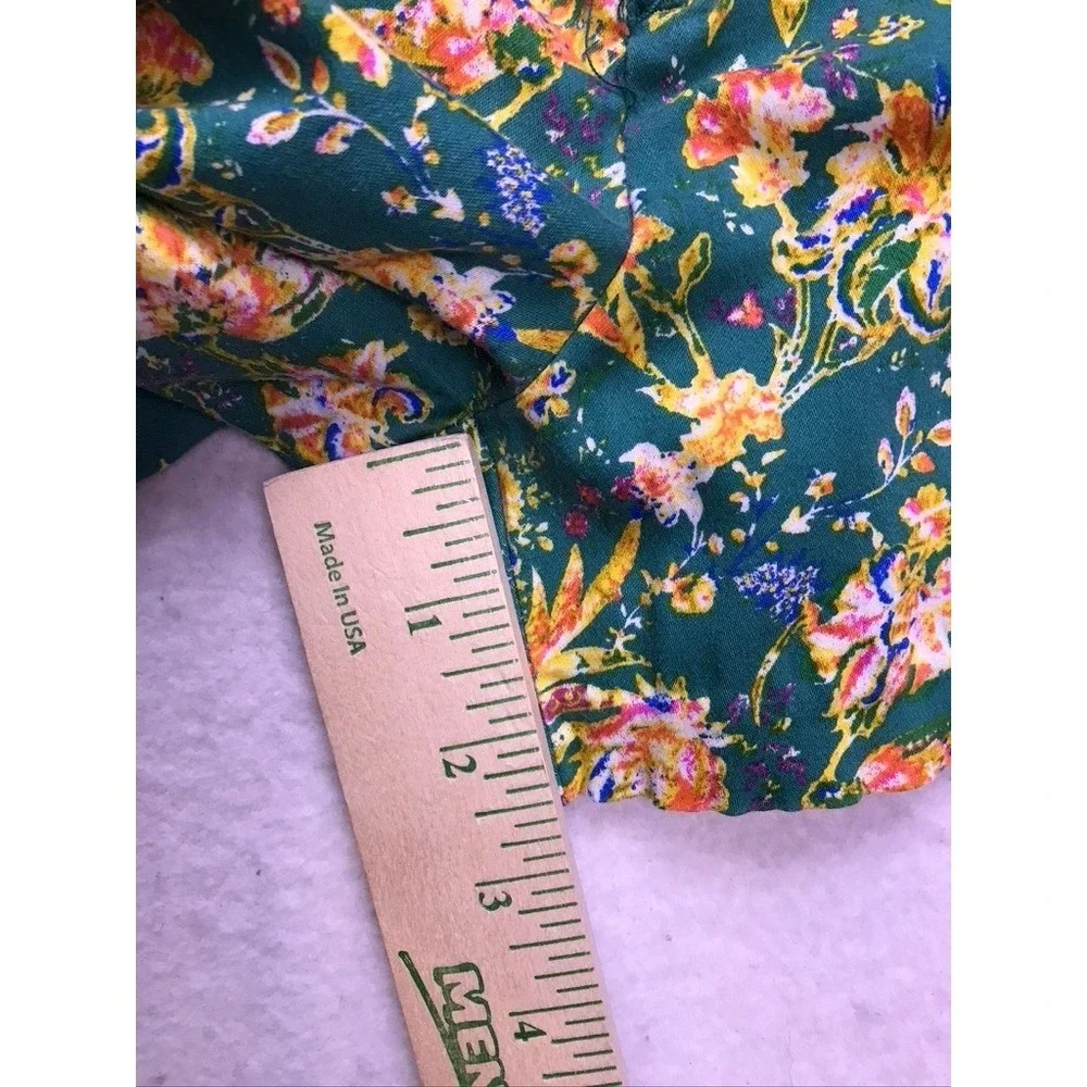 Marquis‎ Floral Shorts Womens 4 Green Excellent Tropical Botanical Stretch